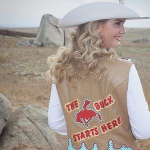 Meet your Posher, Lacey